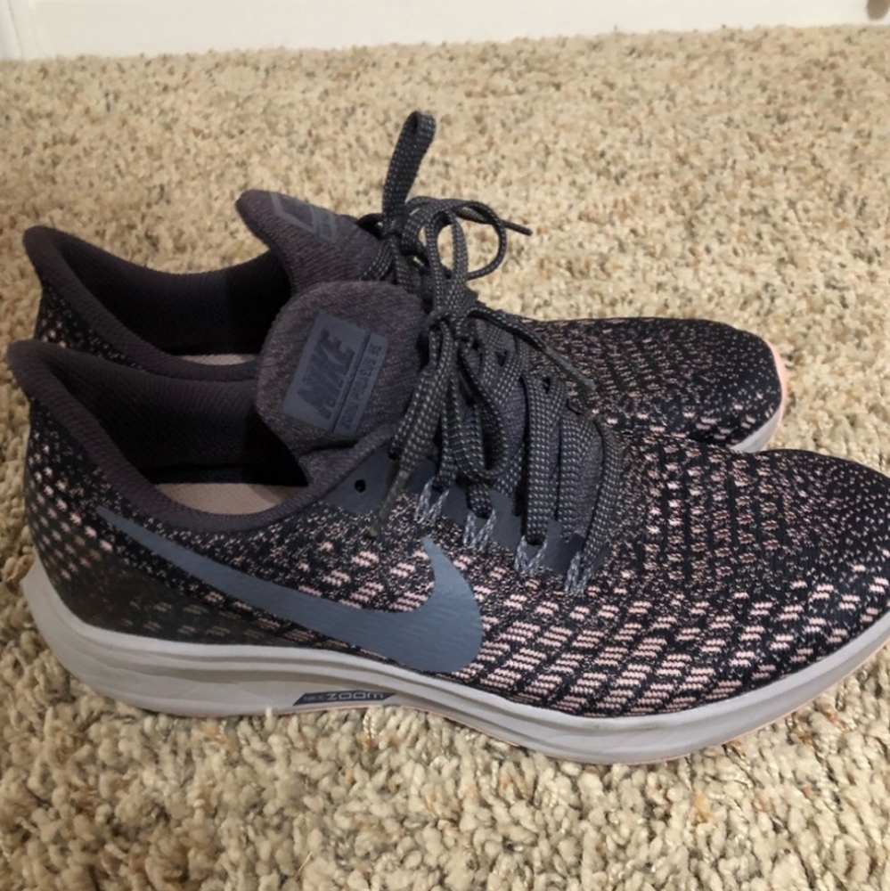 NIKE AIR ZOOM